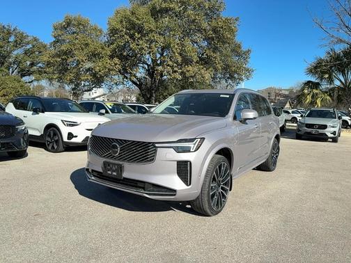 2026 Volvo XC90 B6 Plus 7-Seater