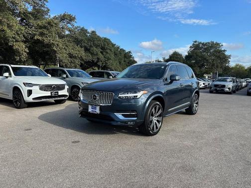 2025 Volvo XC90 B6 Plus 6-Seater