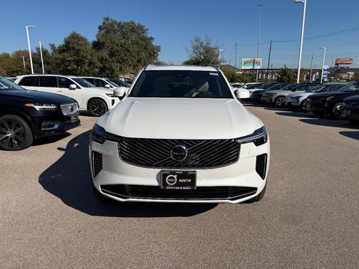 2026 Volvo XC90 Plug-In Hybrid T8 Plus 7-Seater