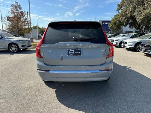 2025 Volvo XC90 B6 Plus 7-Seater