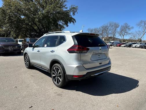 2020 Nissan Rogue SL