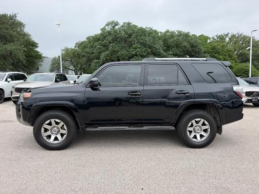 Midnight Black 2016 Toyota 4Runner Trail