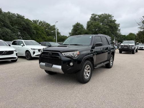 Midnight Black 2016 Toyota 4Runner Trail