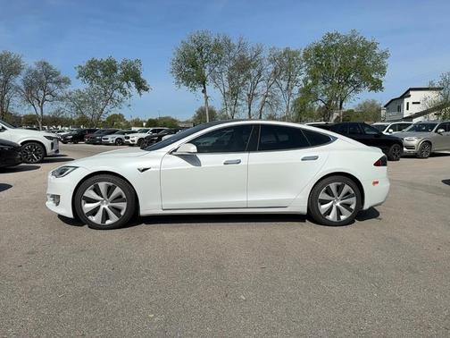2020 Tesla Model S Long Range Plus