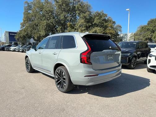 2026 Volvo XC90 Plug-In Hybrid T8 Ultra 7-Seater