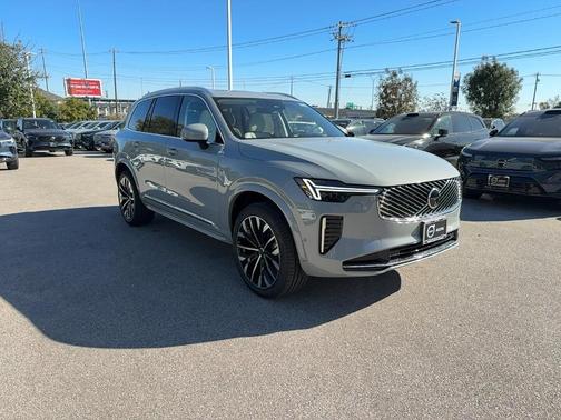 2026 Volvo XC90 B6 Ultra 7-Seater