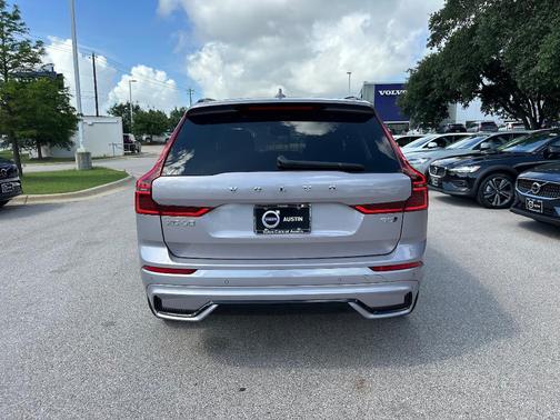 2026 Volvo XC60 B5 Core