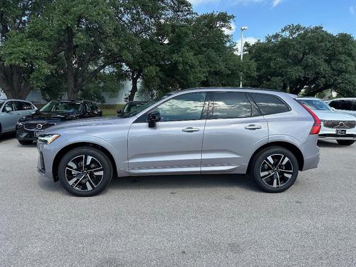 2026 Volvo XC60 B5 Core