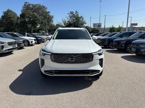2026 Volvo XC90 B6 Plus 6-Seater