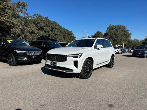 2026 Volvo XC90 B6 Plus 7-Seater