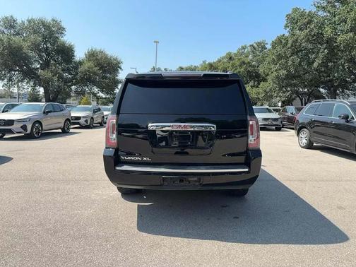 2019 GMC Yukon XL Denali