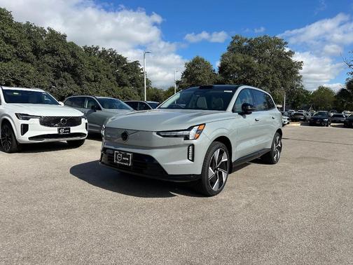 2025 Volvo EX90 Twin Motor Performance Plus