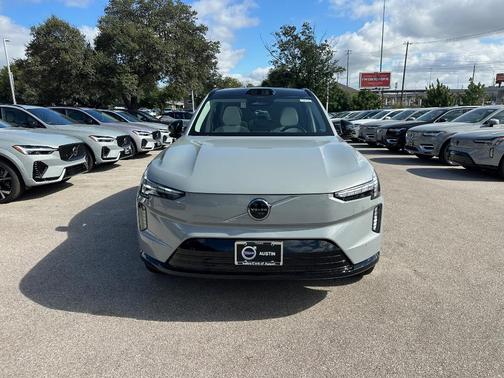 2025 Volvo EX90 Twin Motor Performance Plus