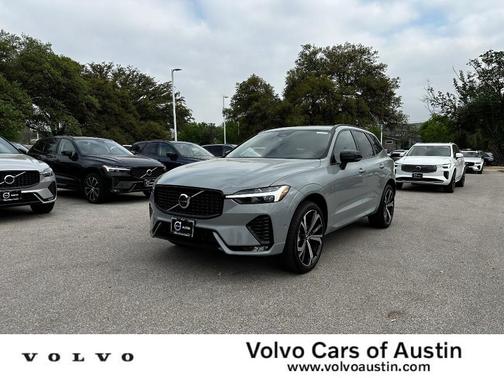 2025 Volvo XC60 B5 Ultra