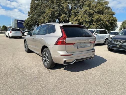 2025 Volvo XC60 Plug-In Hybrid T8 Core