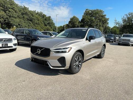 2025 Volvo XC60 Plug-In Hybrid T8 Core
