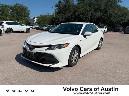 2018 Toyota Camry Hybrid LE