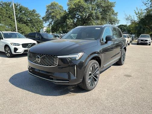 2026 Volvo XC90 B5 Core