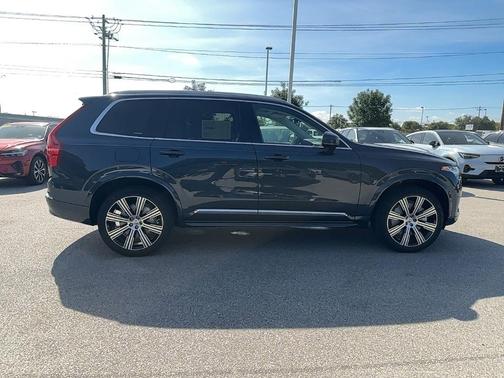 2025 Volvo XC90 Plug-In Hybrid T8 Core 7-Seater