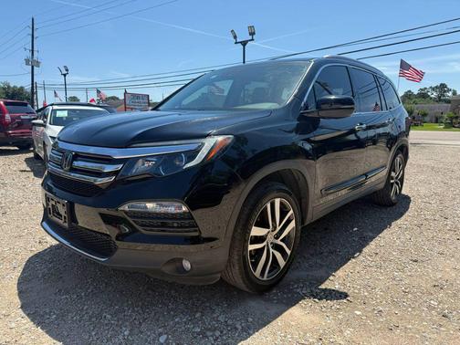 BLACK 2017 Honda Pilot Touring