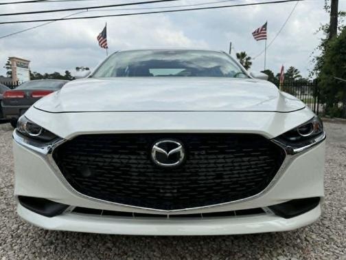Snowflake White Pearl Mica 2023 Mazda Mazda3 FWD w/Preferred Package