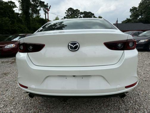 Snowflake White Pearl Mica 2023 Mazda Mazda3 FWD w/Preferred Package