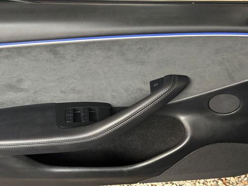 Solid Black 2024 Tesla Model 3 Performance