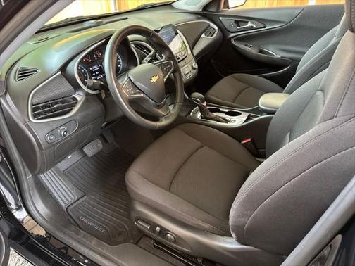 2024 Chevrolet Malibu FWD RS