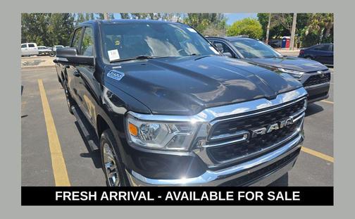 Diamond Black Crystal Pearlcoat 2022 RAM 1500 Big Horn/Lone Star