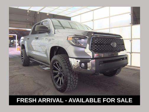 Silver Sky Metallic 2019 Toyota Tundra SR5