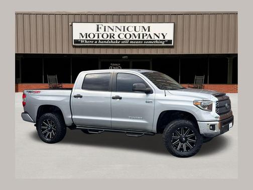 Silver Sky Metallic 2019 Toyota Tundra SR5