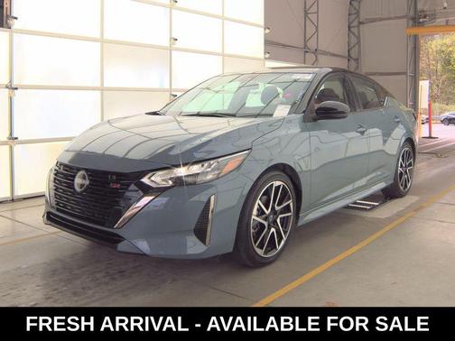 Atlantic Gray/Super Black 2025 Nissan Sentra SR