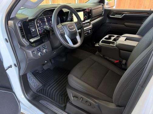 Summit White 2023 GMC Sierra 1500 Elevation