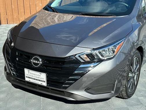 2024 Nissan Versa 1.6 SV