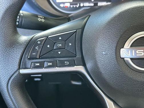 2024 Nissan Versa 1.6 SV