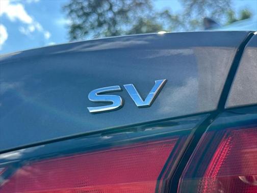 2024 Nissan Versa 1.6 SV