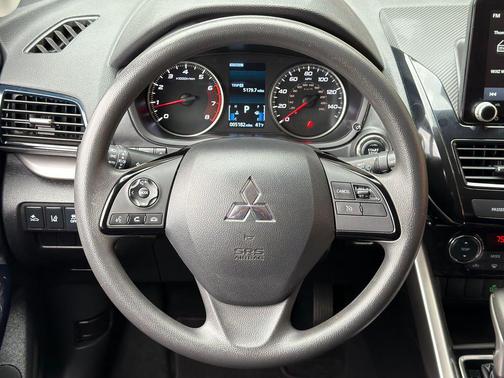 2024 Mitsubishi Eclipse Cross LE