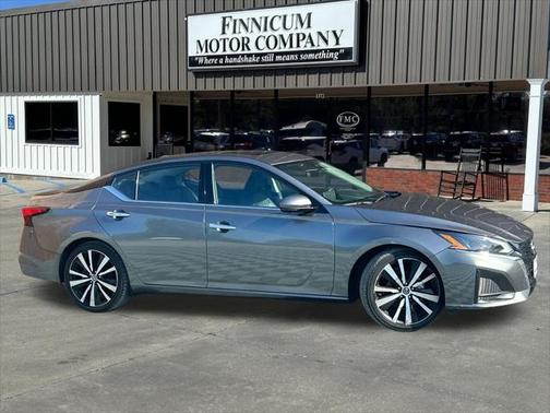 2023 Nissan Altima 2.5 SL