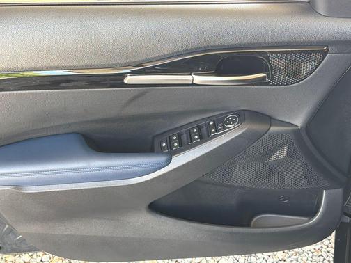 Gravity Gray 2025 Kia Seltos S