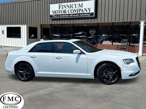 2023 Chrysler 300 S