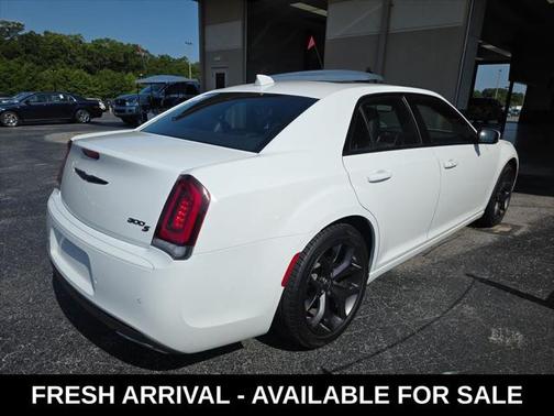 2023 Chrysler 300 S