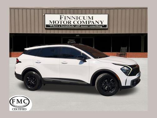 Glacial White Pearl 2023 Kia Sportage S