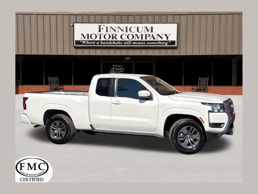 Glacier White 2025 Nissan Frontier SV