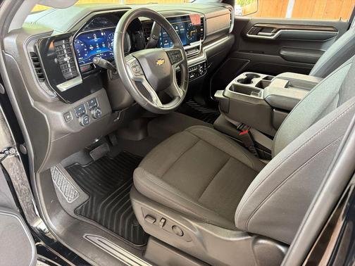 Black 2023 Chevrolet Silverado 1500 LT