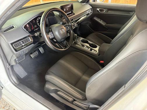 Platinum White Pearl 2022 Honda Civic Sport
