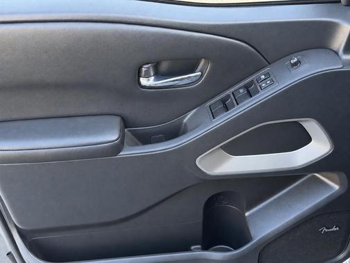 Gun Metallic 2025 Nissan Frontier SV