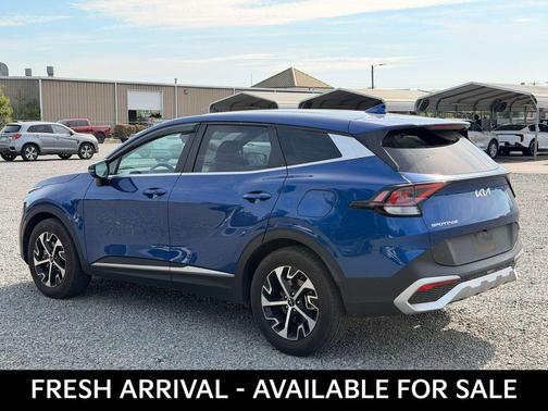 Sapphire Blue 2025 Kia Sportage EX