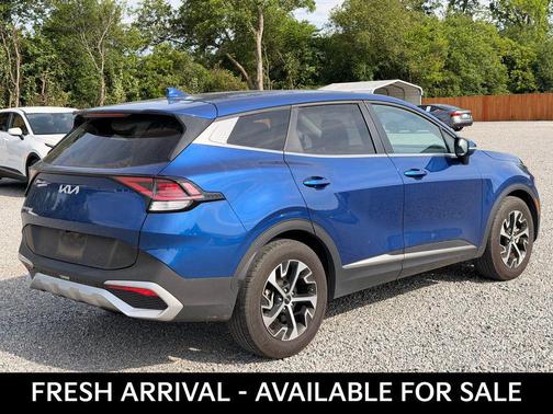 Sapphire Blue 2025 Kia Sportage EX