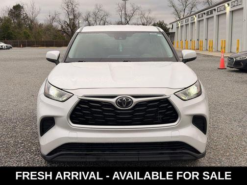 2022 Toyota Highlander L