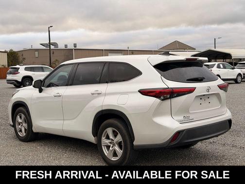 2022 Toyota Highlander L